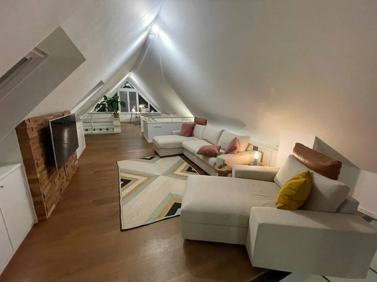 Apartment Rooftop Loft Flat For 4 Guests München Deutschland