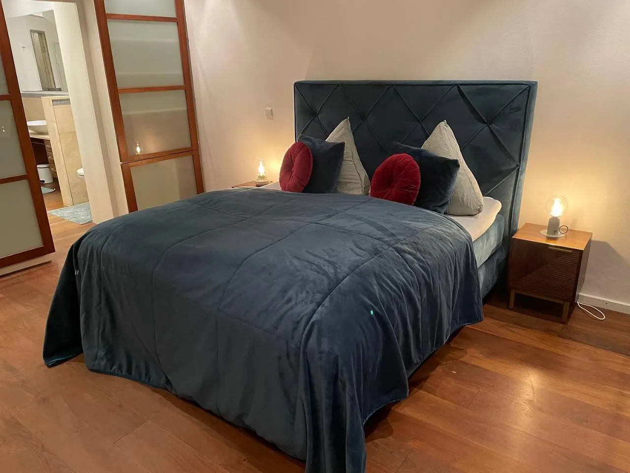 Apartment Rooftop Loft Flat For 4 Guests Munich