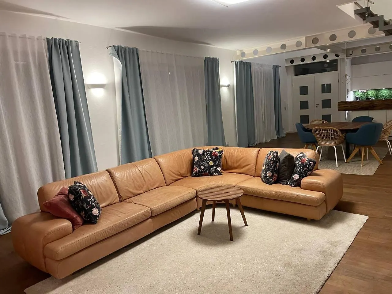 Rooftop Loft Flat For 4 Guests Munich Apartment